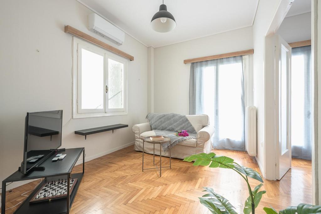 Pame Rentals - 2Bd Home, 4 Min To Acropolis Athens Exterior photo